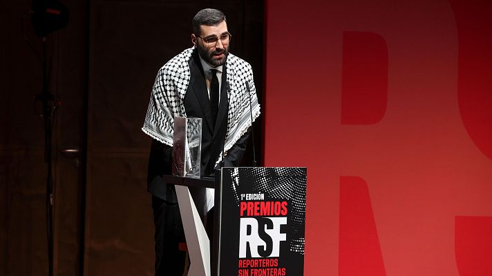 Telediario 2 - Motaz Azaiza: "Israel no esperaba que el mundo creyera a los periodistas de Gaza"