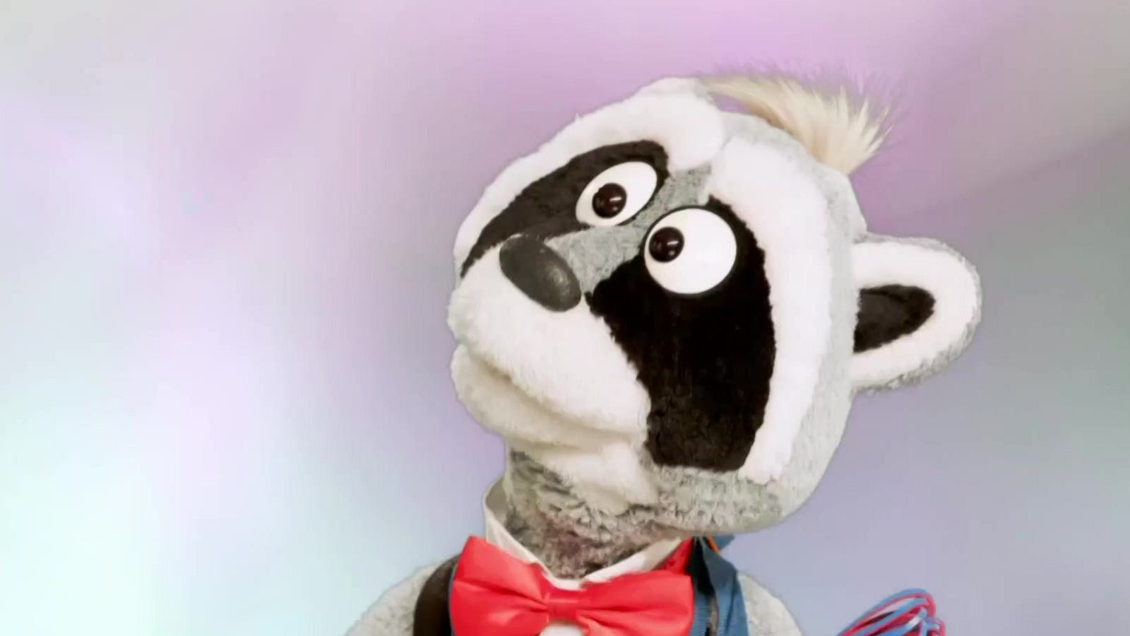 ¿Por qué los lobos aúllan a la luna? - Aprendemos en Clan: El Reto | Ver