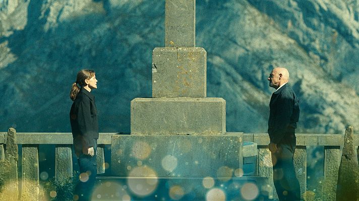 Bocas de cielo (Zeru Ahoak) - Episodio 4 - El cielo es un mar sucio