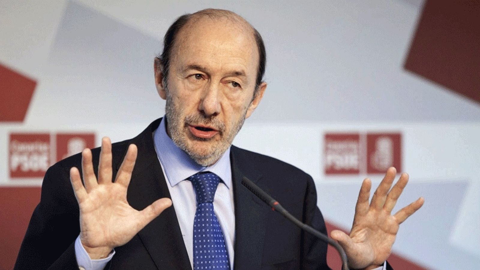 Rubalcaba: "Rajoy se ha enrocado y ha ligado su suerte al señor Bárcenas" | Ver