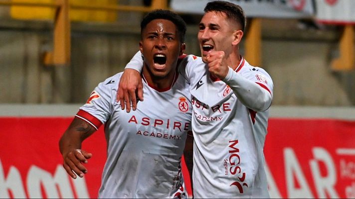 Resúmenes de LaLiga - Cultural y Deportiva Leonesa - Málaga CF: resumen del partido de la 14ª jornada de Liga | Segunda