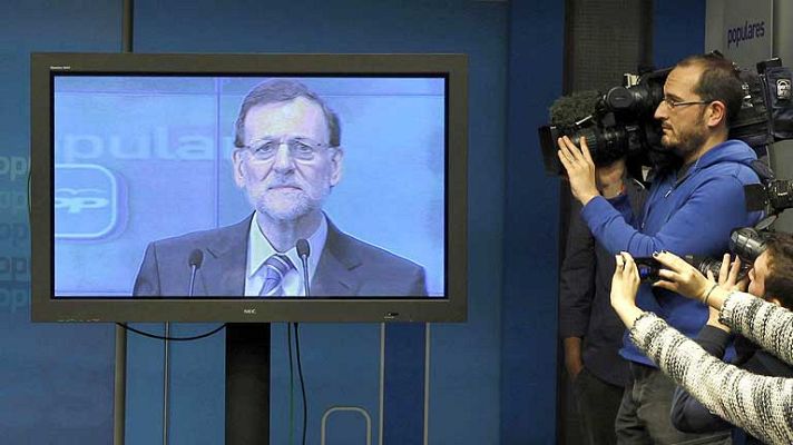Telediario 1 - Rajoy niega dinero negro