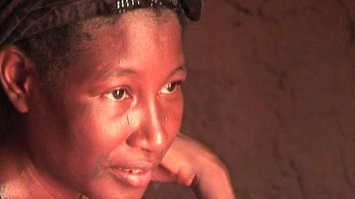 Telediario 1 - Sentencia a favor de una mujer nigeriana que denunció a su país por ser una esclava