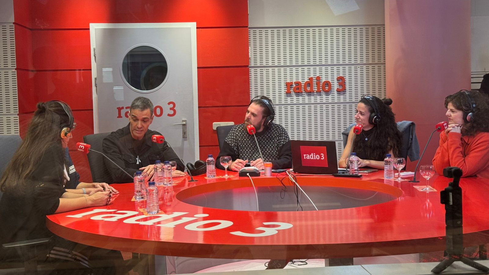 Entrevista a Pedro Sánchez en Radio 3 - Modo Digital | Ver