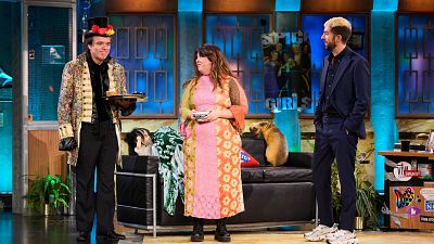 Lalachus enseña a jugar al impostor