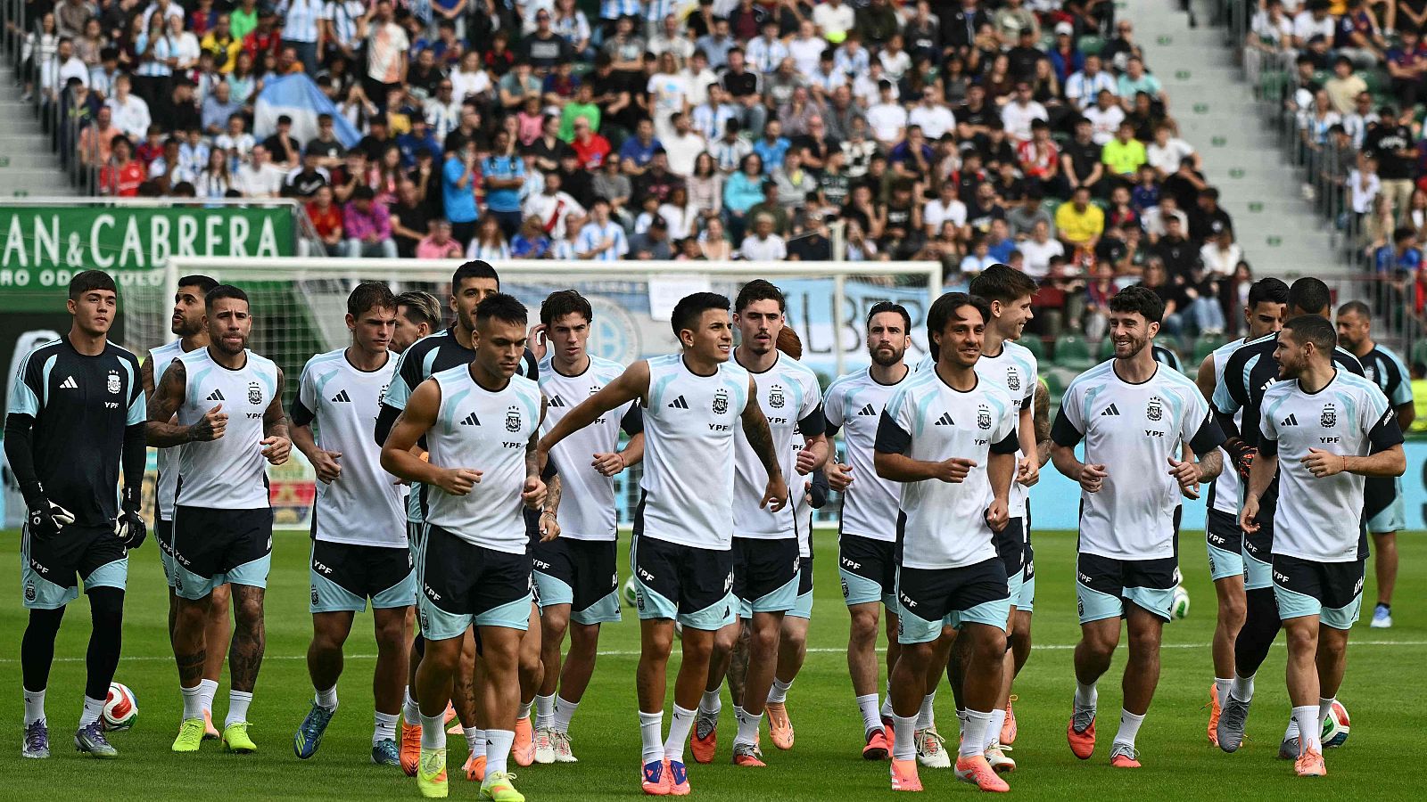 Elche se vuelca con la Argentina de Messi - Los Deportes de La1 | Ver