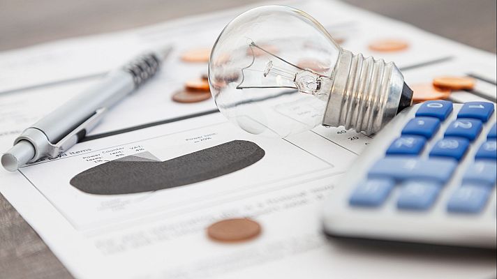 Telediario 1 - La inflación repunta una décima en octubre hasta el 3,1%