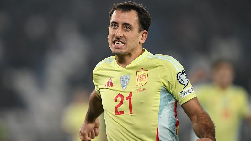 El doblete de Oyarzabal con España ante Georgia - Fútbol | Ver