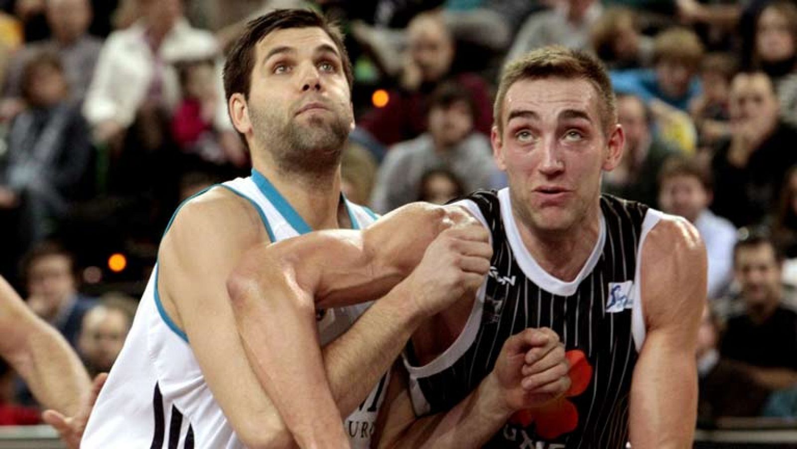 En la Liga Endesa de baloncesto, el Real Madrid sigue arrollador. Esta vez, ha ganado en Bilbao por veinte puntos de ventaja y sin Rudi Fernandez. La Liga se toma un respiro para dar paso a la Copa del Rey que podrán ver por Teledeporte a partir del