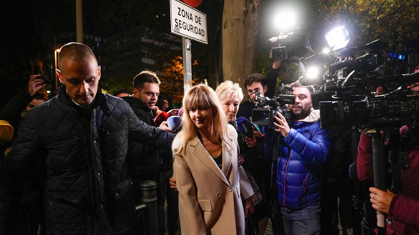 Informativo 24 horas - 20h - 16/11/25 - Fin de semana 24h | Ver