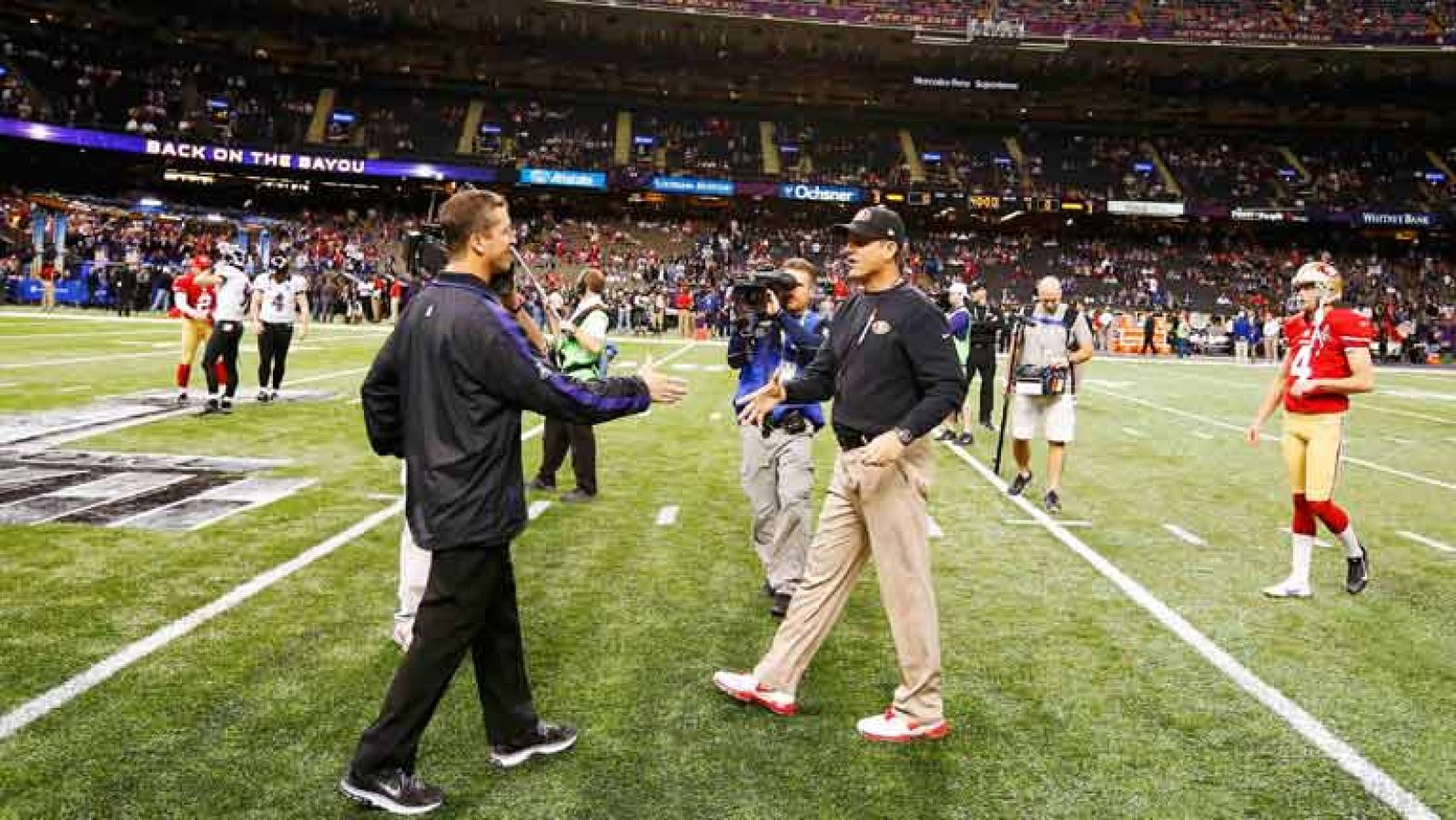 En Nueva Orleans se va a jugar el Super Bowl, el único acontecimiento deportivo capaz de paralizar Estados Unidos. Es el partido de las cifras mareantes, el día en el que la tele bate su record de audiencia.