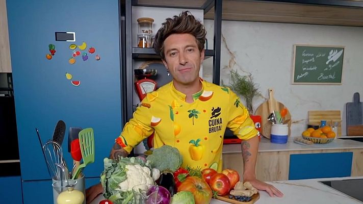 Cuina Brutal - Verdures al curri, wrap i batut de remolatxa