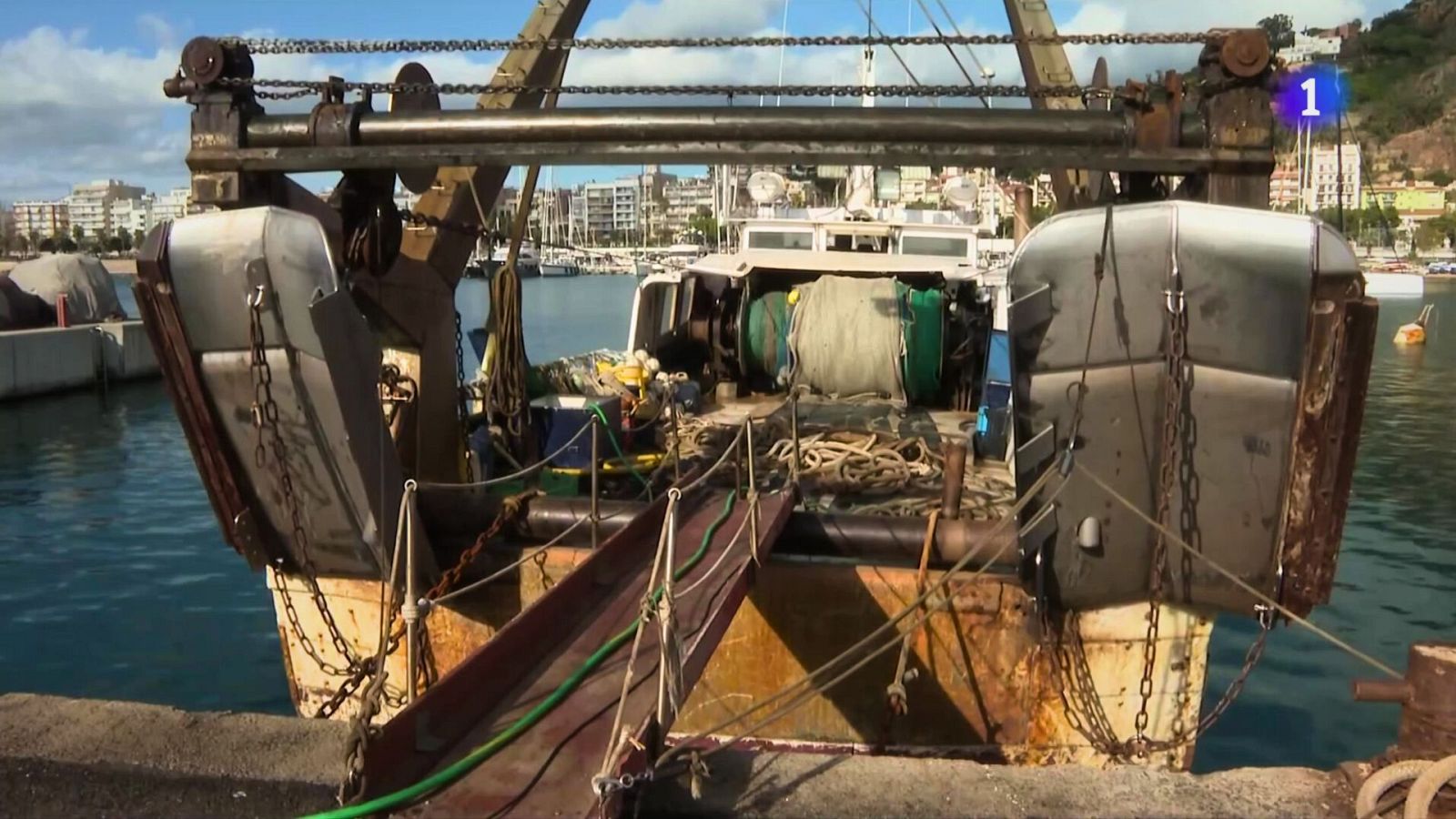 El Govern reclama a la UE ampliar els dies de pesca aquest any - L'Informatiu | Veure