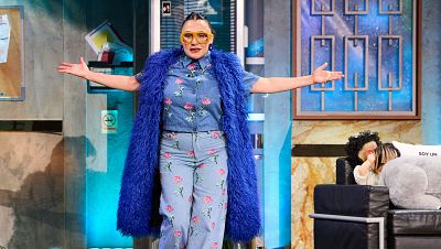 Candela Peña cuelga los guantes del amor