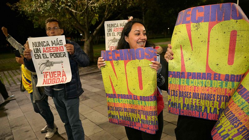 Los ecuatorianos rechazan las cuatro preguntas de la consulta popular