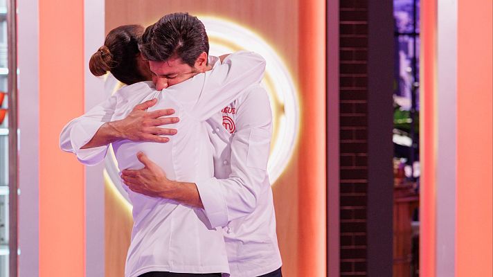 MasterChef Celebrity 10 | Miguel Torres, entre lgrimas y agradecido a Paula Echevarra y su hijo en comn: "Los necesito"