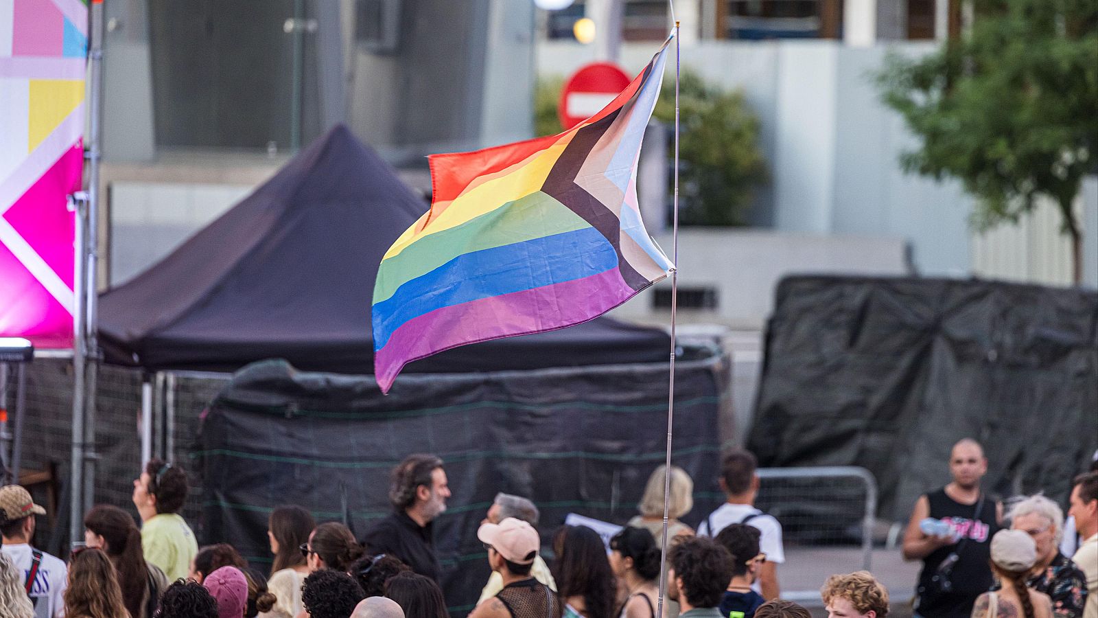 El colectivo LGTBIQ+, un "pecado" y un "delito" para el franquismo - Modo Digital | Ver