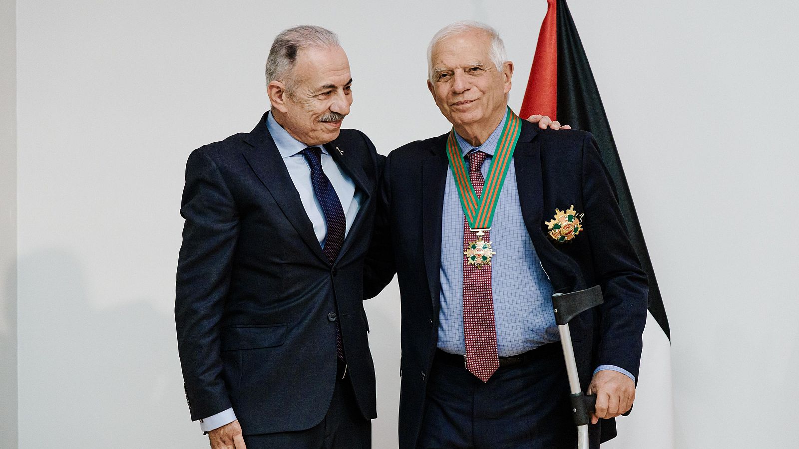 Borrell, en RTVE: "Europa es un protectorado militar de EE.UU." - La tarde en 24h | Ver