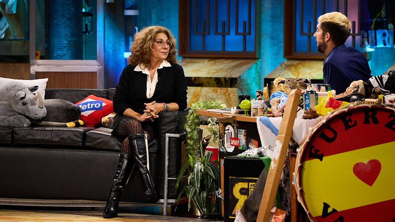 La Revuelta | Lolita defiende la masturbación en la madurez: "Es salud" - La Revuelta | Ver