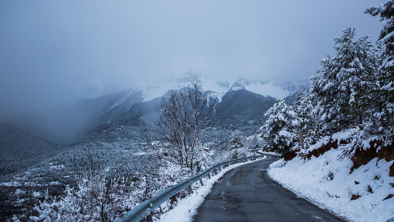 Acumulados significativos de nieve en montañas del norte - El tiempo | Ver