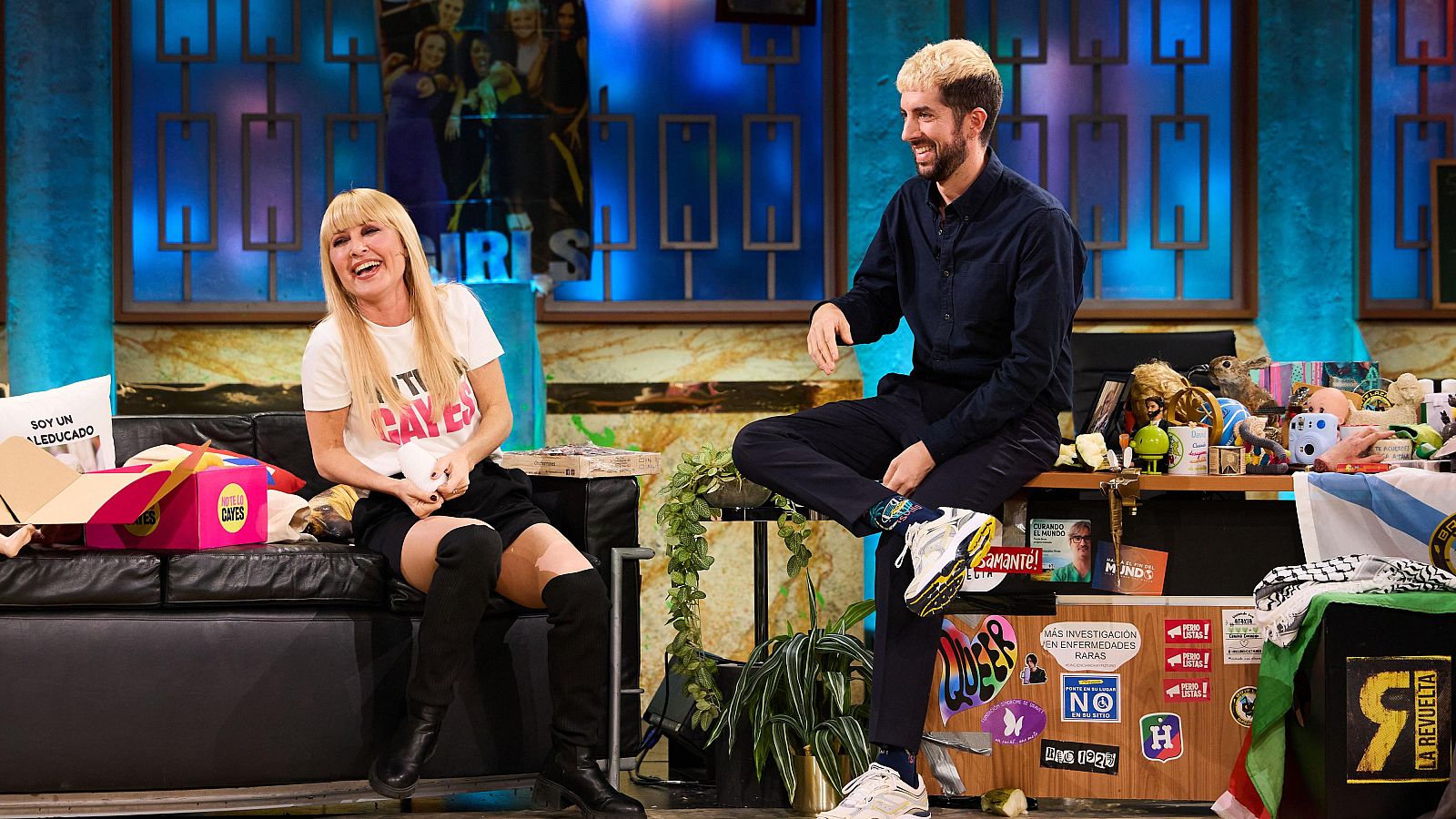 La Revuelta | Cayetana Guillén Cuervo: "Todos estamos medio rotos" - La Revuelta | Ver