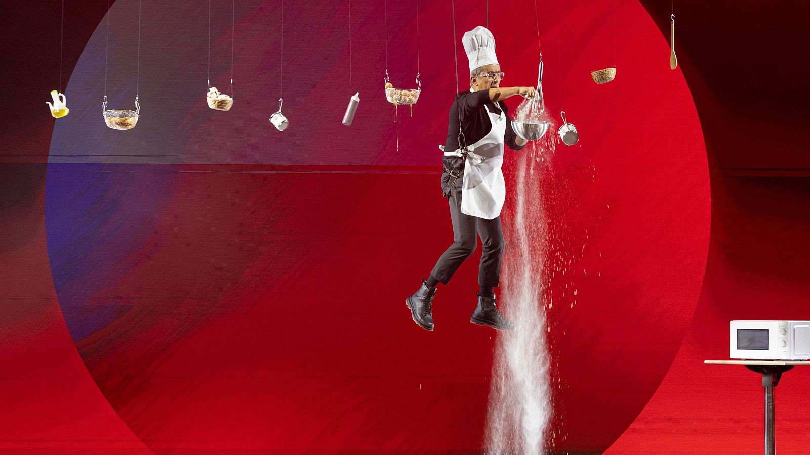 Cocina ingrávida | Futuro Imperfecto - Futuro imperfecto | Ver