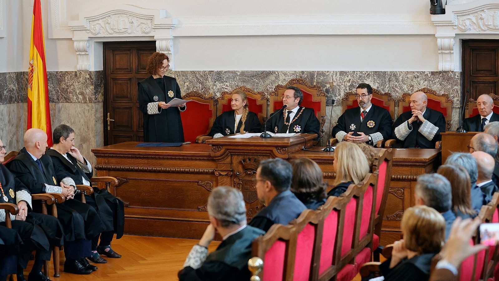 Telediario - 7 horas - 21/11/25 - Telediario Matinal | Ver