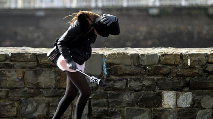 El tiempo - Viento fuerte en el Valle del Ebro
