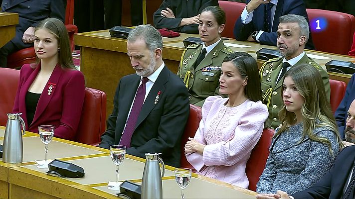 L'Informatiu - Absència del fiscal general en l’acte pels 50 anys de la monarquia al Palau Reial