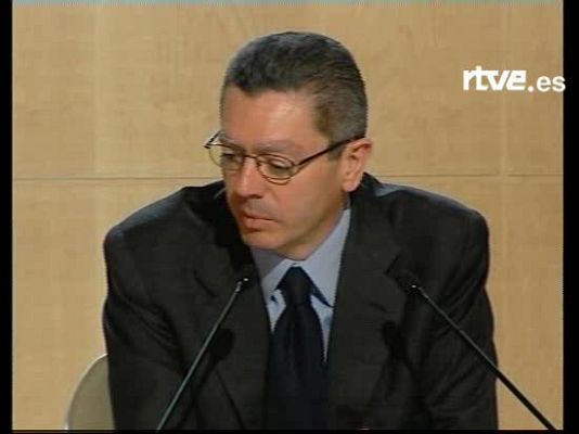  - Cospedal, "magnífica" decisión