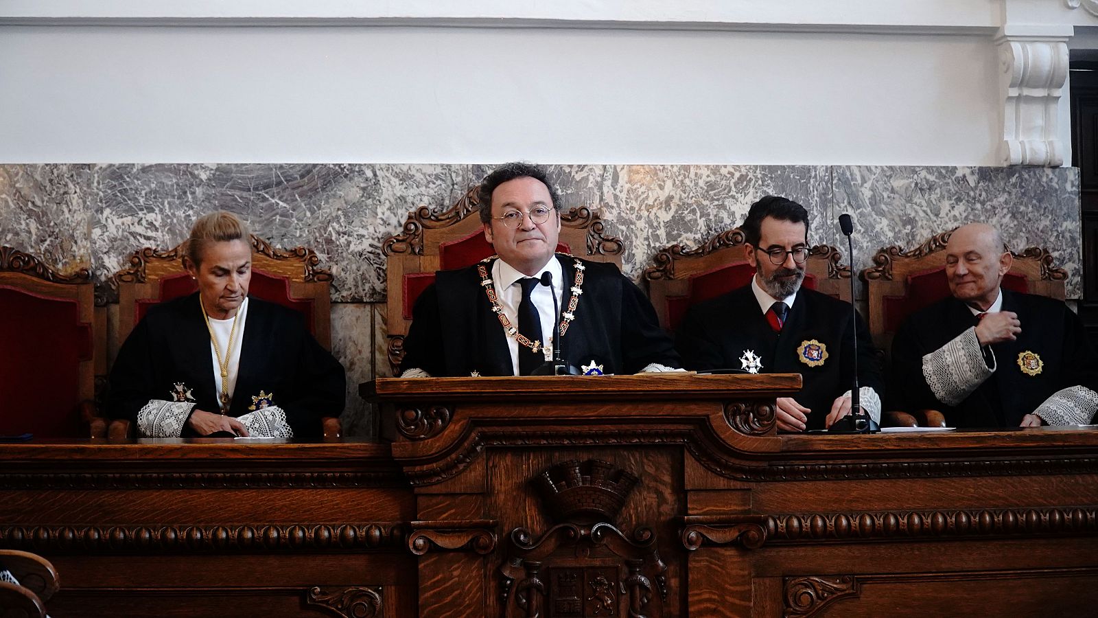 El Gobierno busca candidato a fiscal general del Estado - La hora de La 1 | Ver