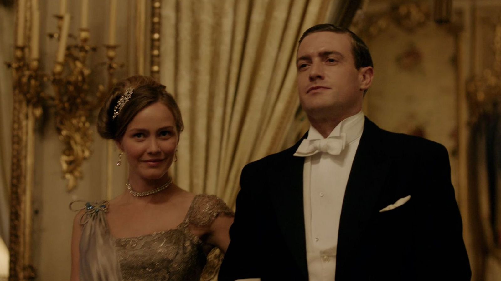 Ena - Ali y Bee se han casado, pero son desterrados - ENA. La reina Victoria Eugenia | Ver