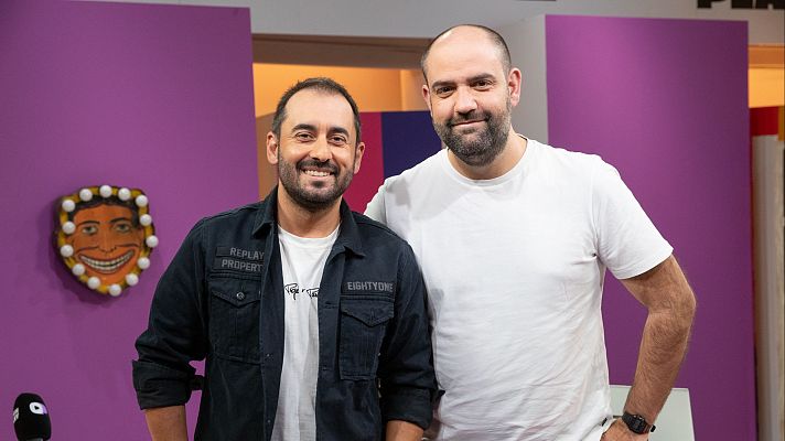 Inteligencia artificial, tarot y multitud