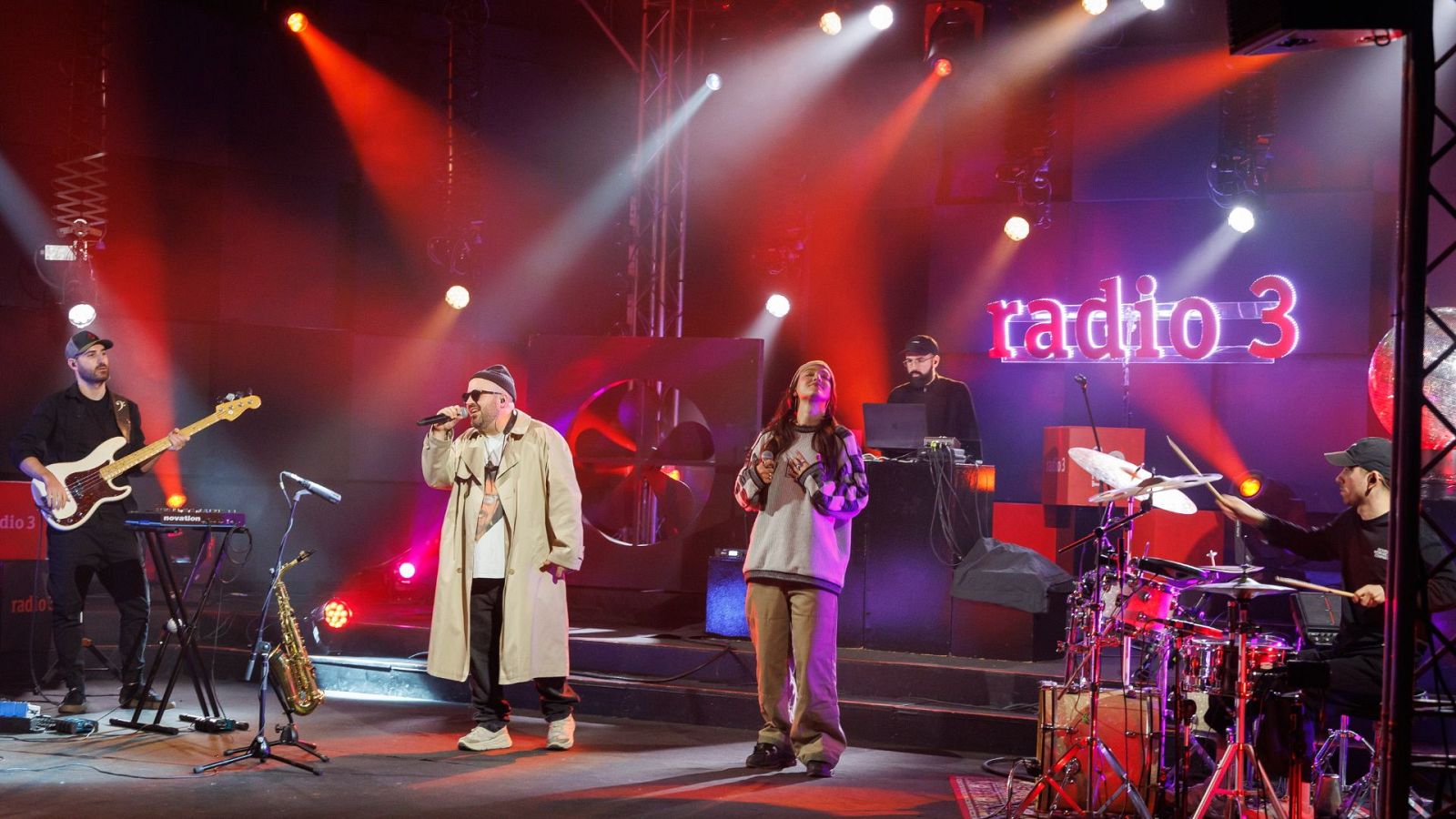 Los conciertos de Radio 3 - Escandaloso Xpósito - Los conciertos de Radio 3 en La 2 | Ver