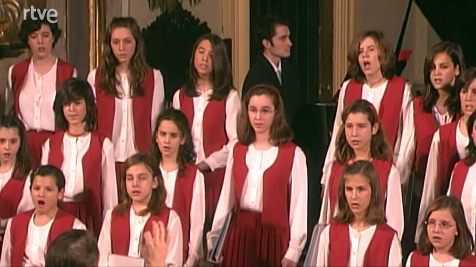 Los conciertos de La 2 - 15 festival Vía Magna de música vocal en Navidad - Música en el Archivo de RTVE | Ver