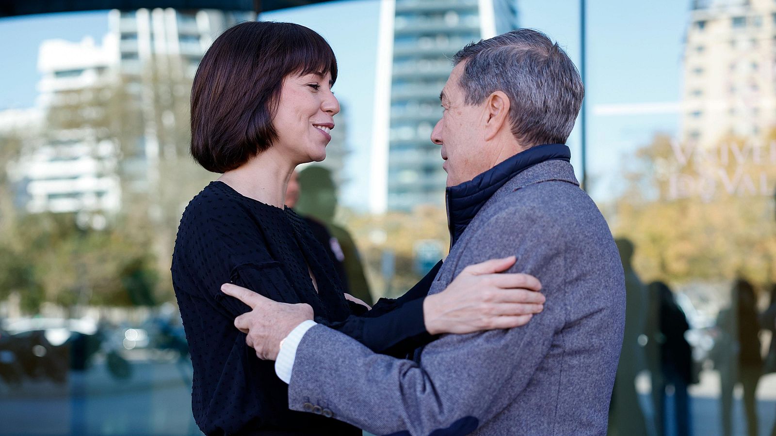 L'Informatiu Comunitat Valenciana 1 - 28/11/25 | Ver