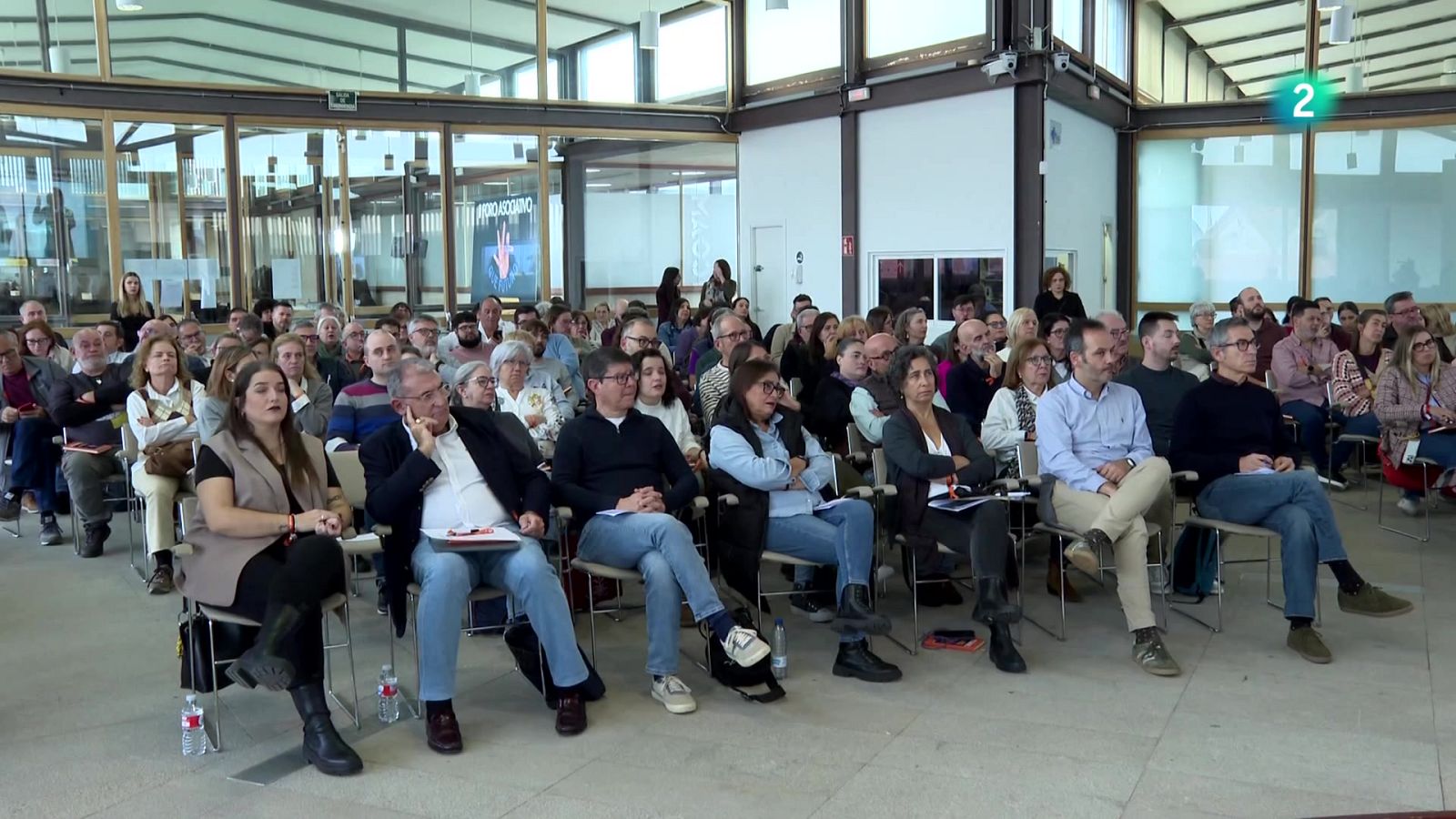 II Foro Asociativo de la CNSE - En lengua de signos | Ver