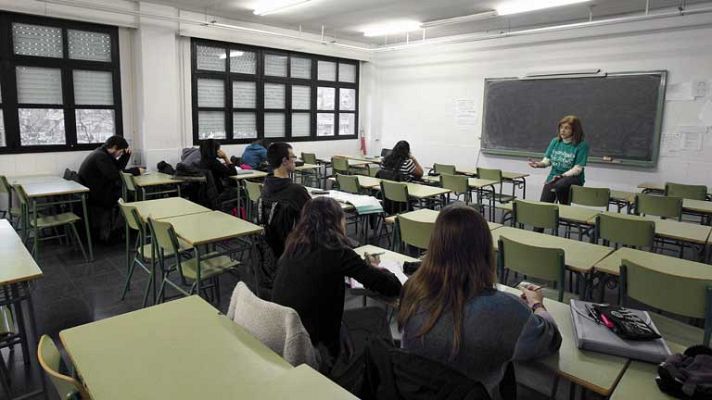 Telediario 1 - Huelga de estudiantes