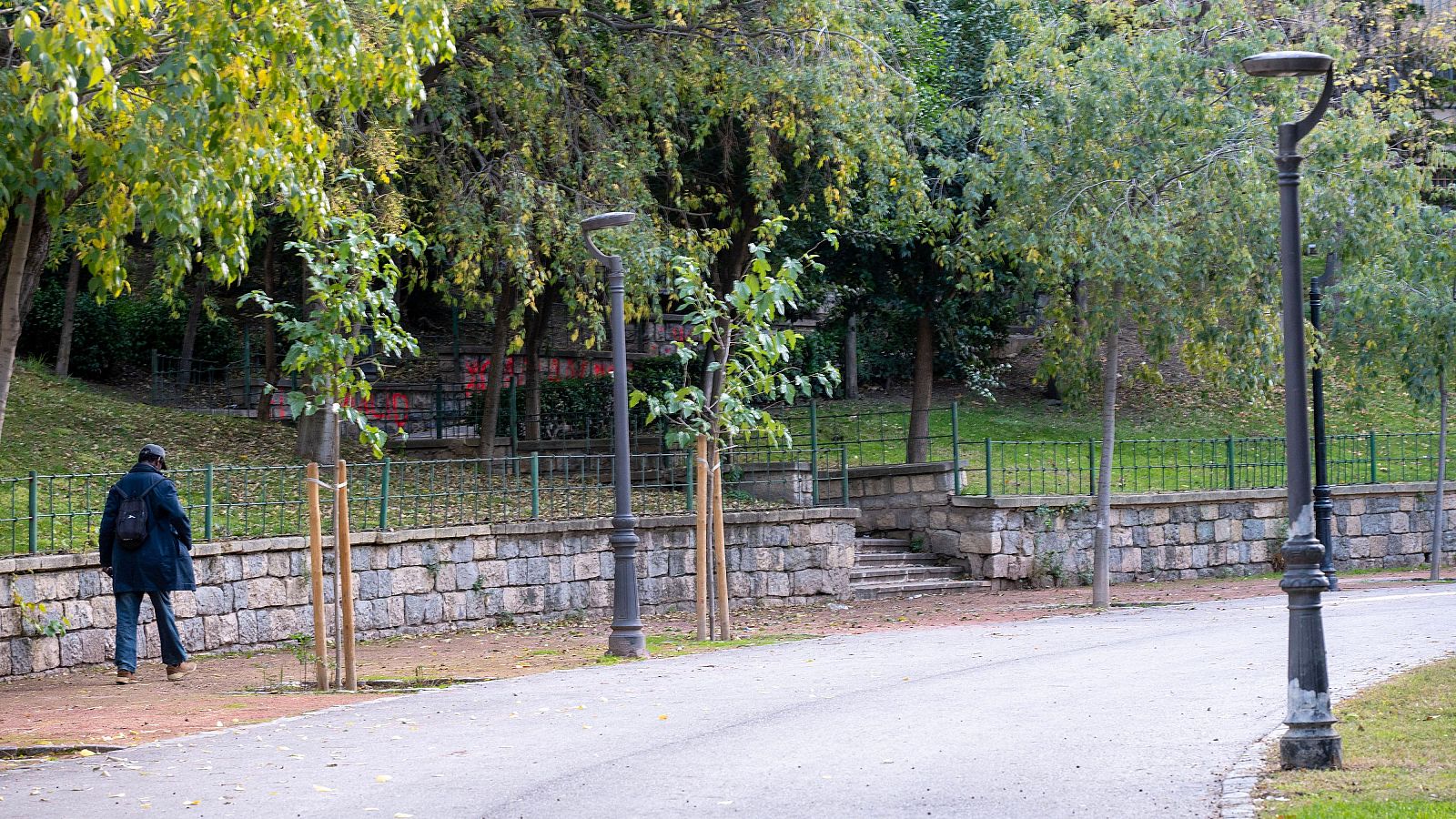 La Policía investiga la muerte de dos jóvenes en un parque de Jaén | Ver