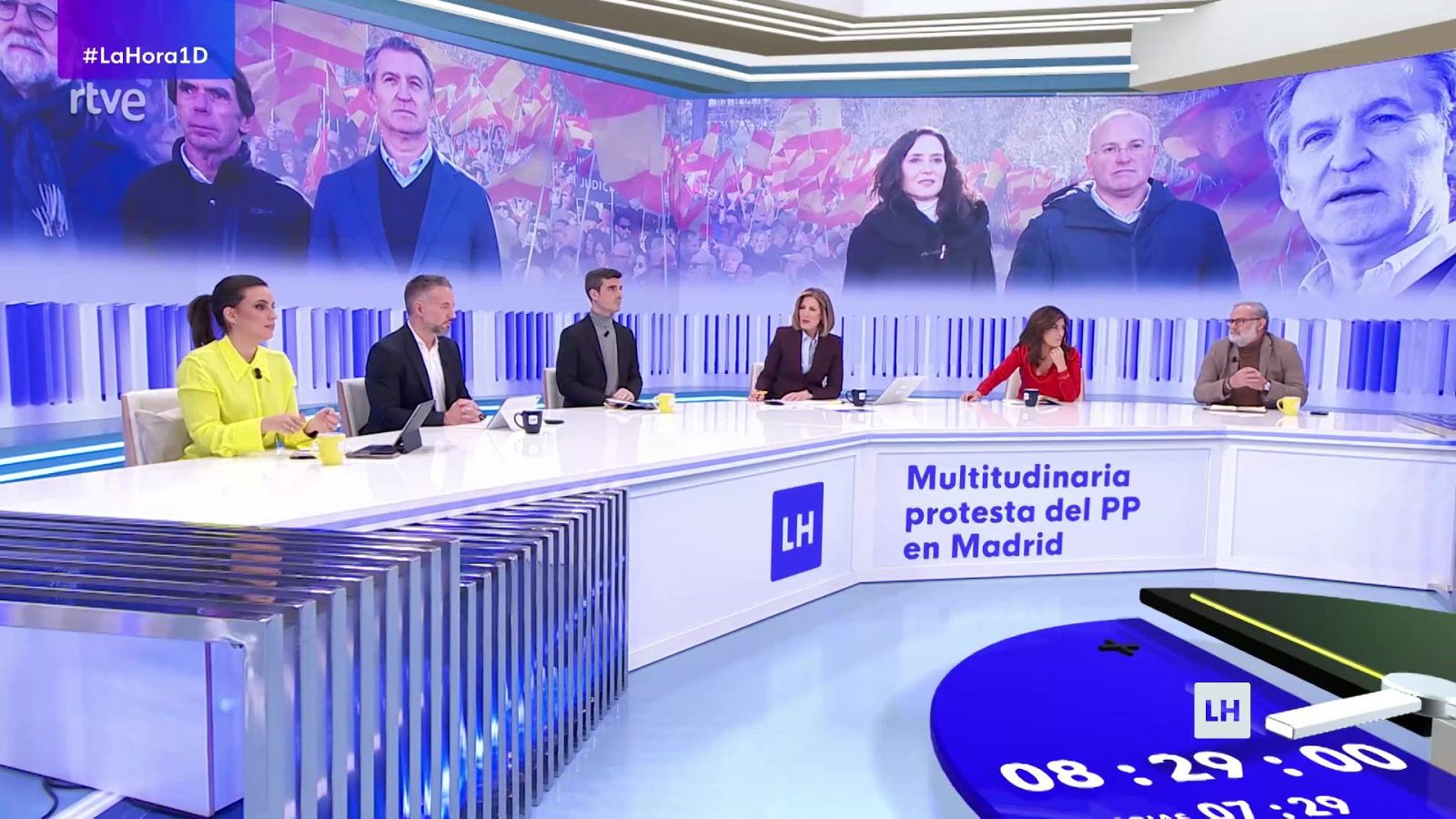 La hora de La 1 - 01/12/25 - La hora de La 1 | Ver