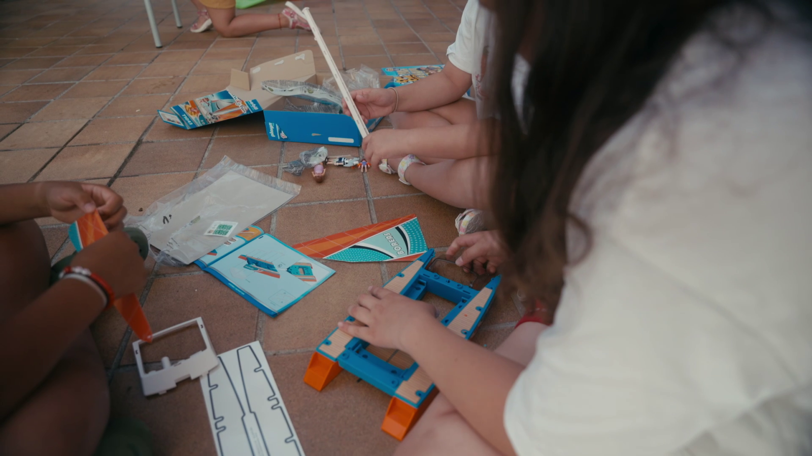 Entrega de juguetes - Madrid - Gilda Balia 1º | Ver