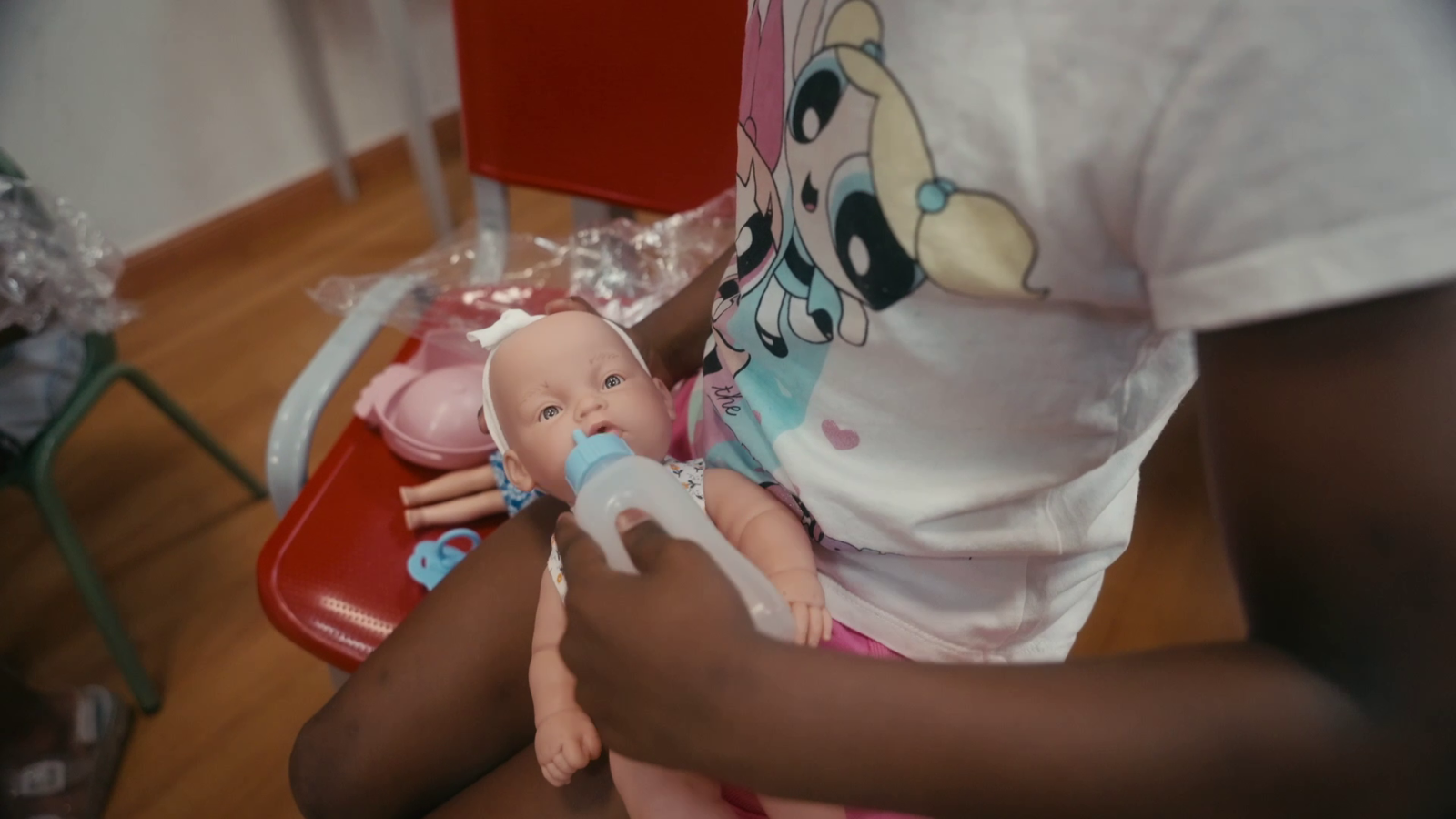 Entrega de juguetes - Madrid - Gilda Balia 2º | Ver