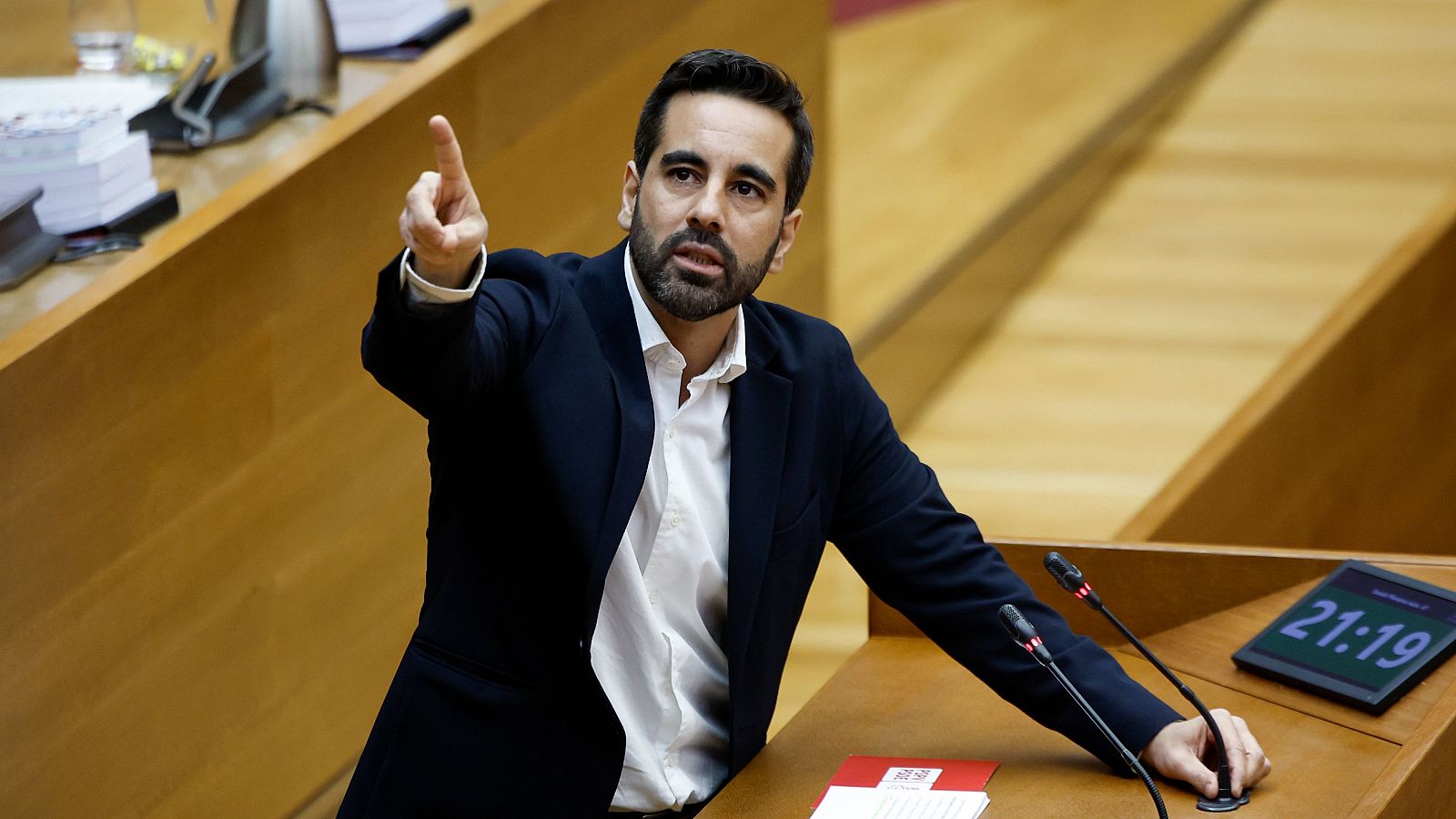 La oposición exige a Pérez Llorca que exija a Mazón su acta - Informativo 24h | Ver