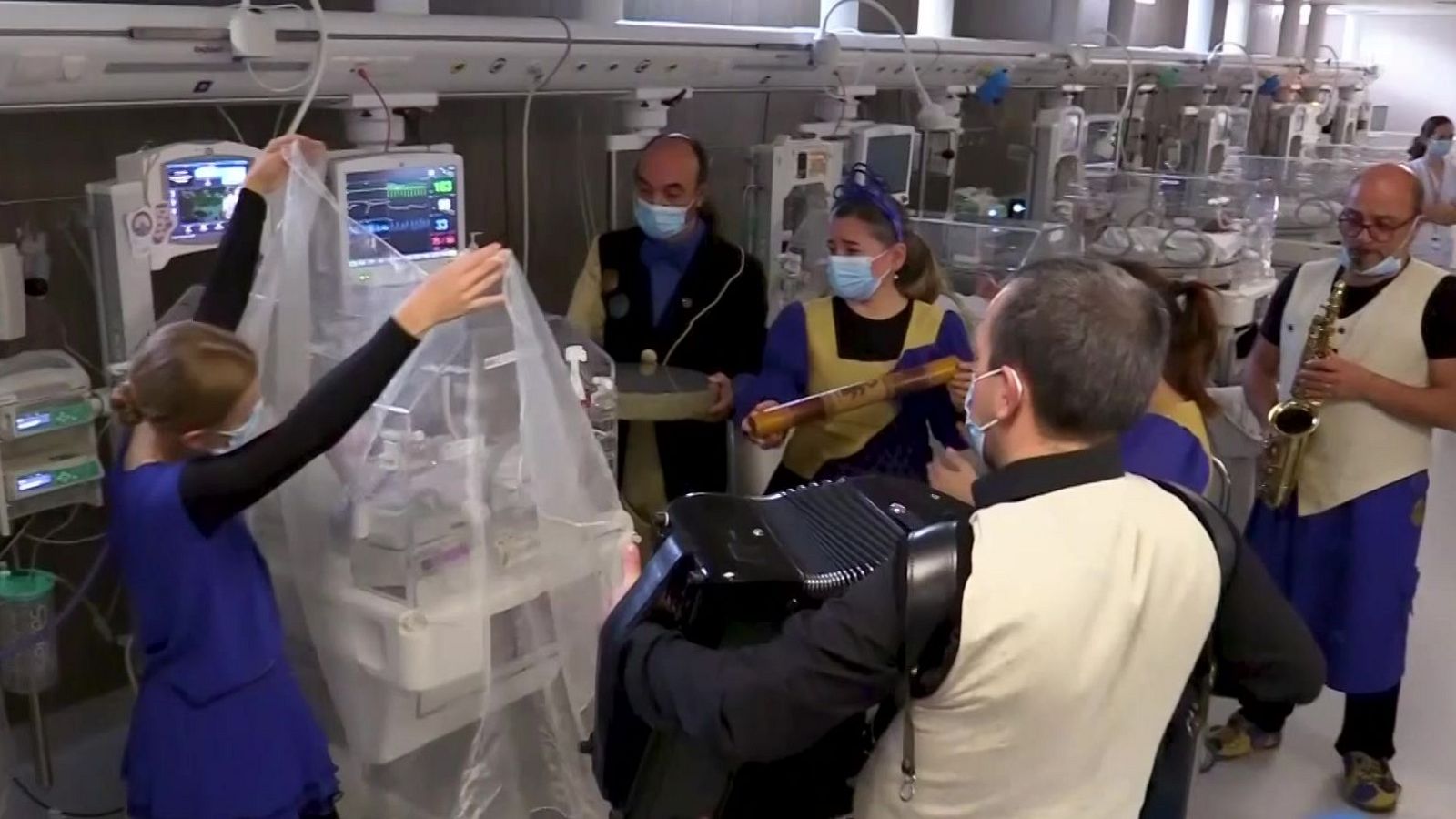 Conciertos para bebés en el Hospital de Basurto de Bilbao | RTVE Play | Ver ahora