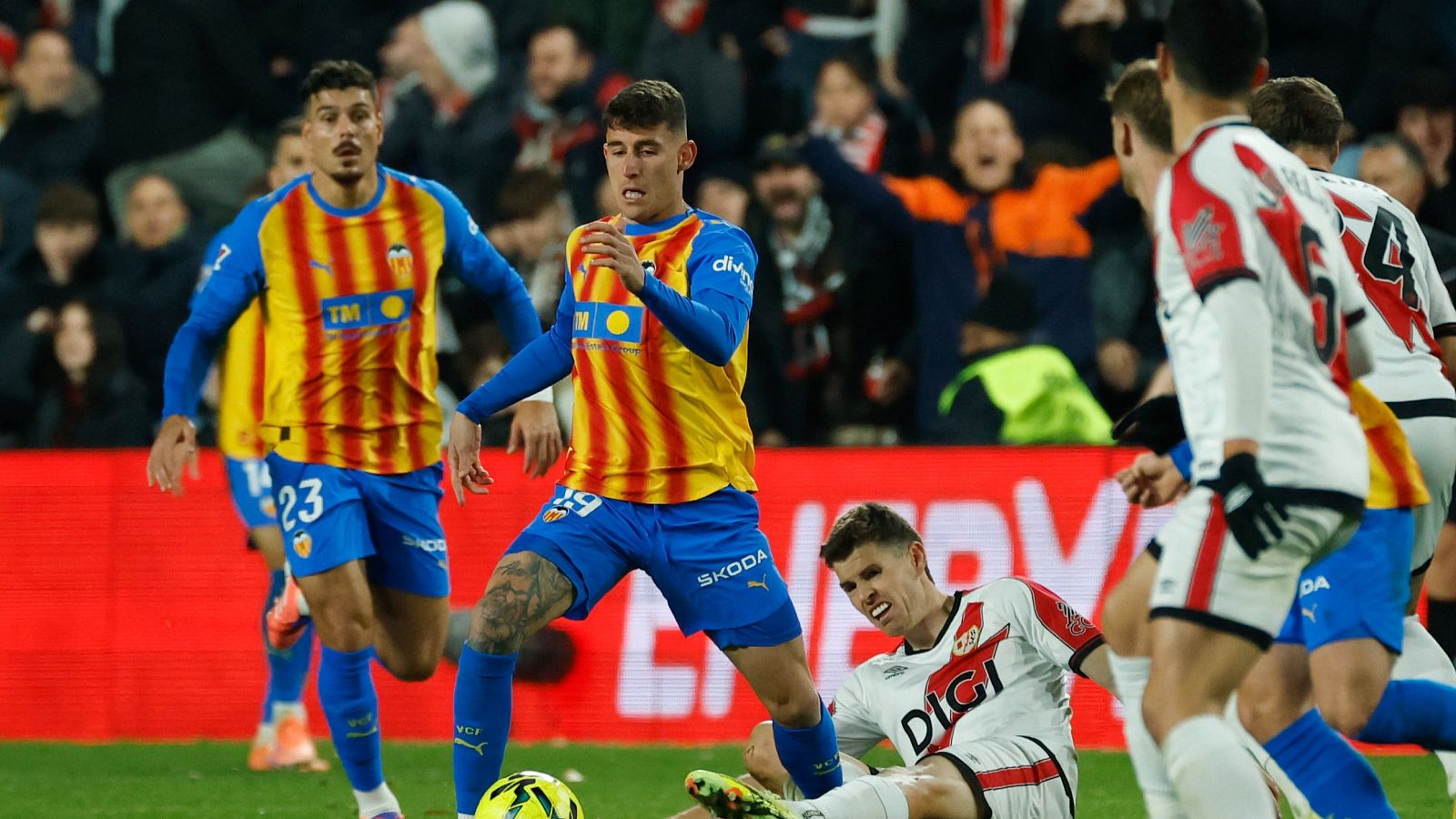 L'Informatiu Comunitat Valenciana 2 - 02/12/25 | Ver