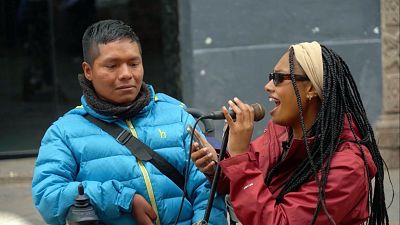 Nía y J Kbello: el arte callejero en Cuzco