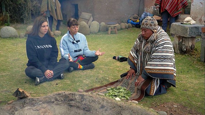 Hasta el fin del mundo - Yolanda y Ainoa hacen un ritual chamánico de la cultura andina