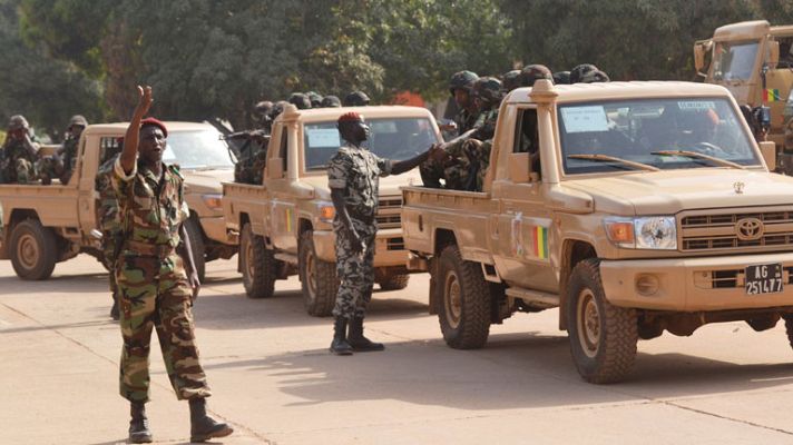 Telediario 1 - Francia retirará sus tropas de Mali