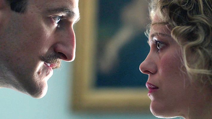 ENA. La reina Victoria Eugenia - Ena se enfrenta a Alfonso para defender a sus hijos