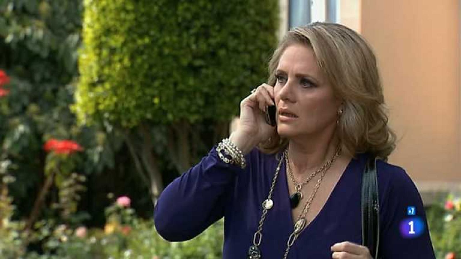 Amores verdaderos - Capítulo 81- Tomasina sucumbe a la trampa seductora de Espanto y Kendra - Ver ahora